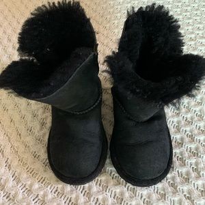 Ugg Bailey Button Boots size 8 kids